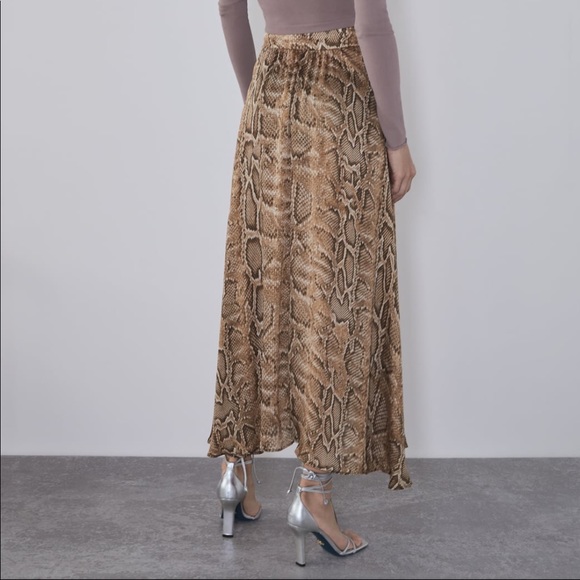 ZARA BNWT Snake Print Midi Skirt - Picture 6 of 8